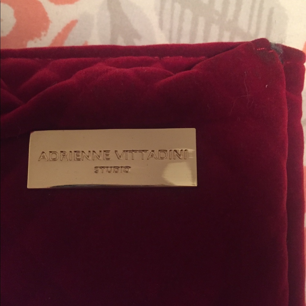 Adrienne Vittadini crossbody wallet
